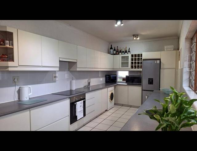 3 BEDROOM HOUSE FOR SALE IN WIDENHAM